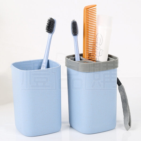 17941_Portable-Travel-Toothbrush-Cup_5