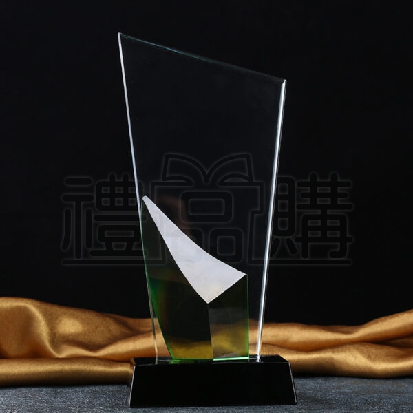 18373_crystal_trophy_3