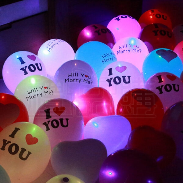 18646_LED-Light-up-Balloons_3