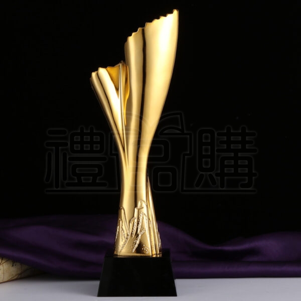 18664_Resin_Crystal_Trophy_04