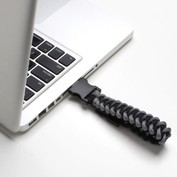 18774_USB-Drive-Paracord-Bracelet_6