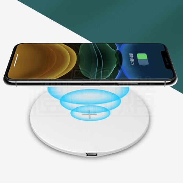 22929_Wireless_Charger_03