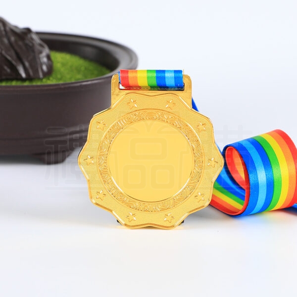 27157_the-medal_05-105958-077