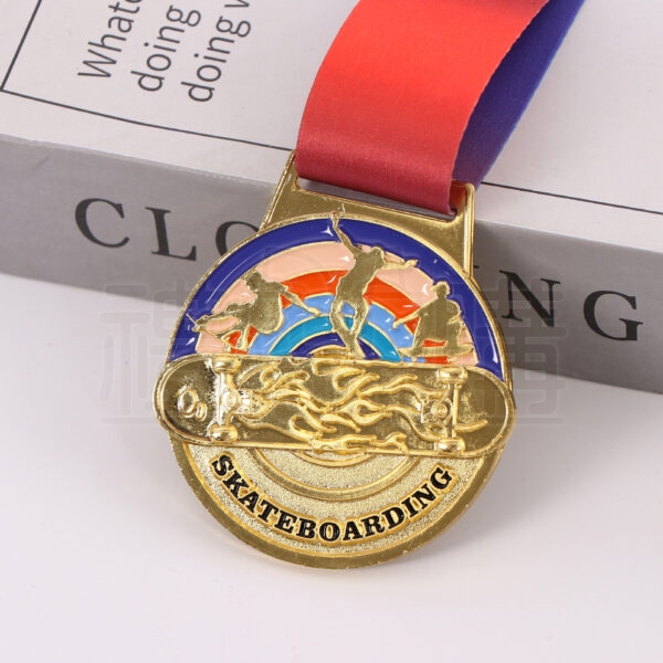 29405_the-medal_01-161840-036