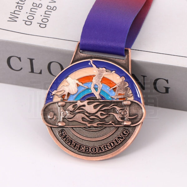 29405_the-medal_03-161846-038