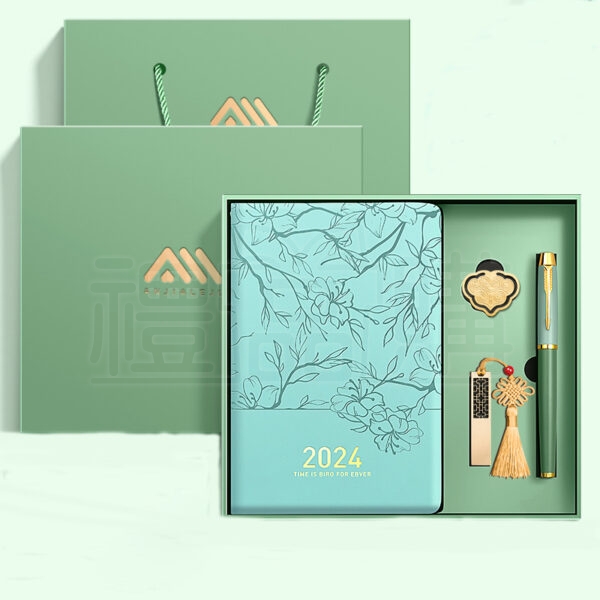 29749_notebook-gift-set_3-141419-038