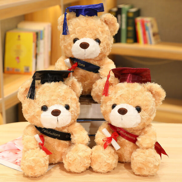 30714_graduate_bear_02-094617-005