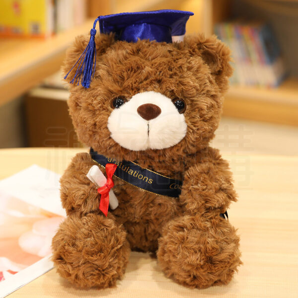 30714_graduate_bear_03-094618-006