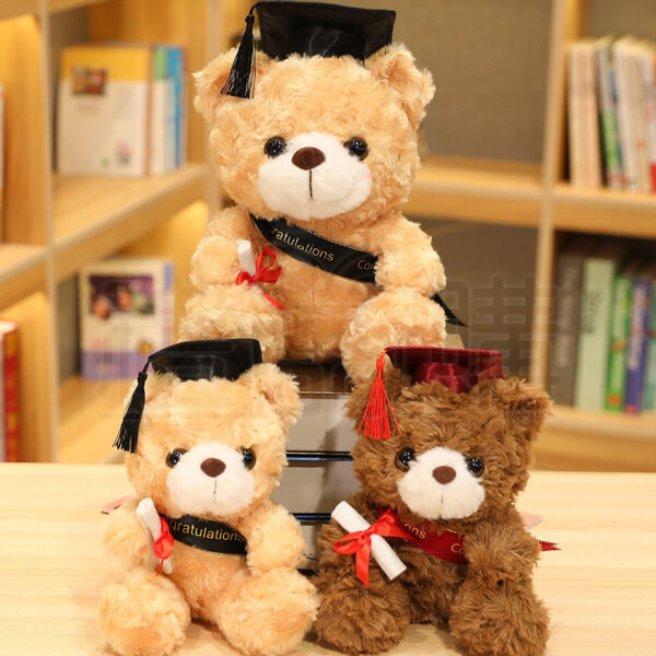 30714_graduate_bear_13-094628-016