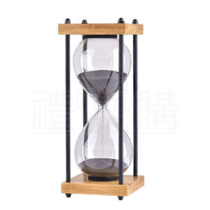 21933_Hourglass_01