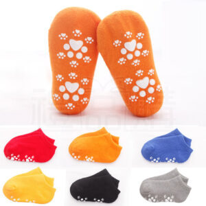 18386_Anti_Slip_Cotton_Socks_1