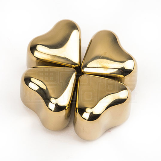 23483_Heart_shaped_Stainless_Ice_Cube_09