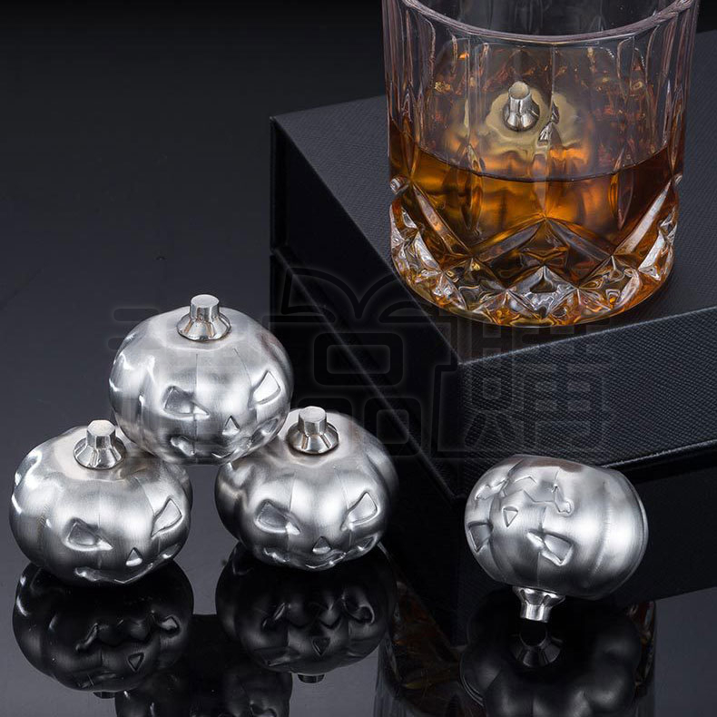 23484_Pumpkin_shaped_Stainless_Ice_Cube_02