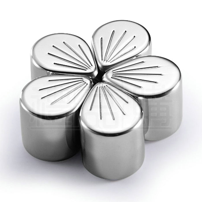 23485_Petal_shaped_Stainless_Ice_Cube_02
