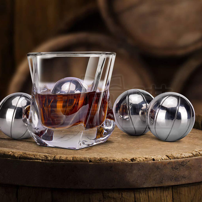 23487_Basketball_shaped_Stainless_Ice_Cube_02
