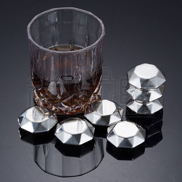 23643_Ice_Cubes_01
