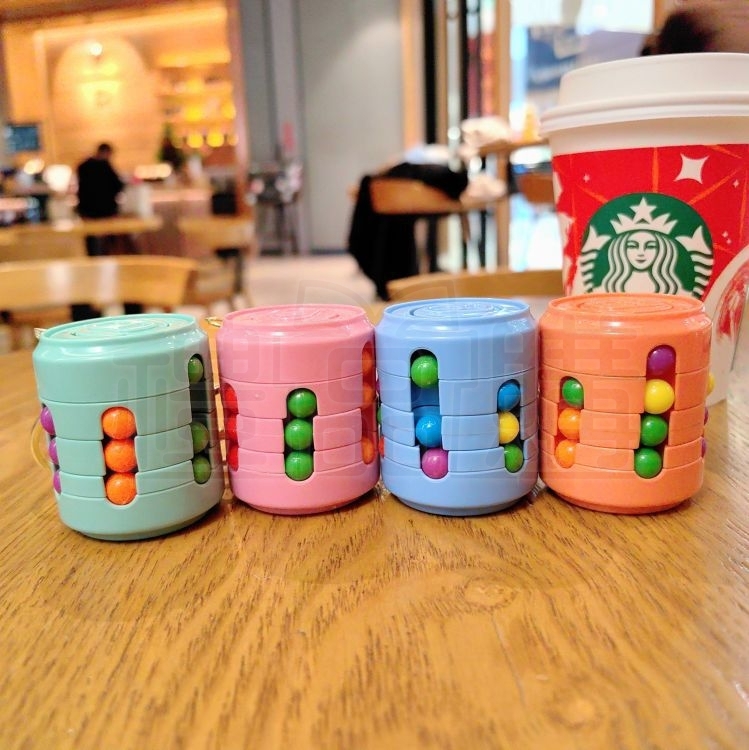 24836_stress-relief-toy_5-104357-032