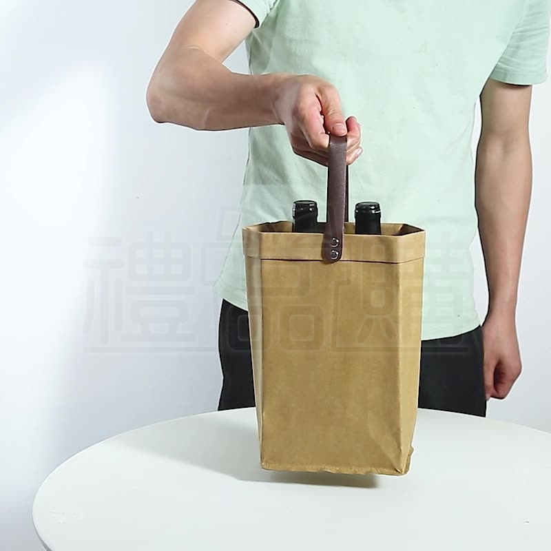 29750_red-wine-bag_04-135723-013