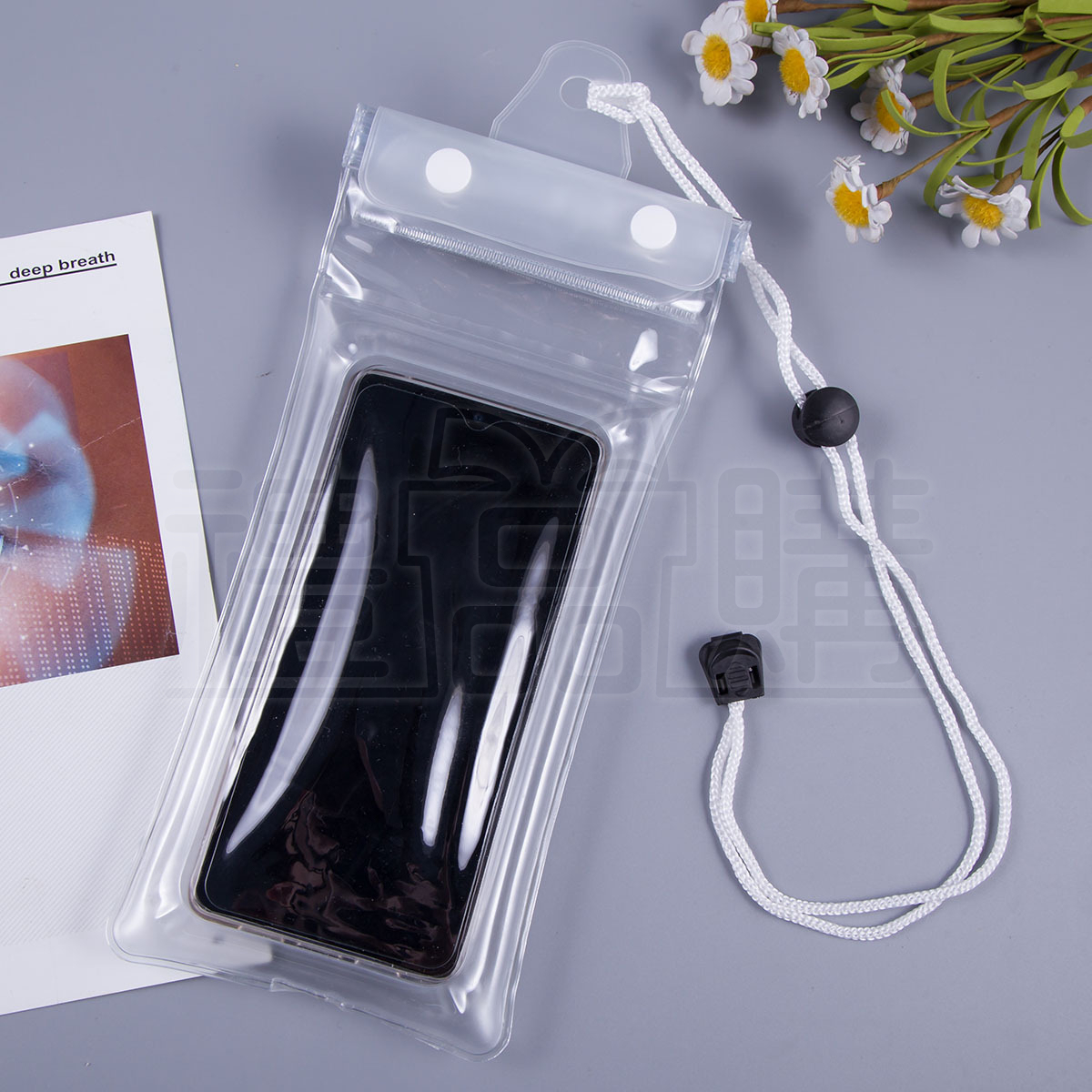 30394_phone_waterproof_pouch_04-115733-036
