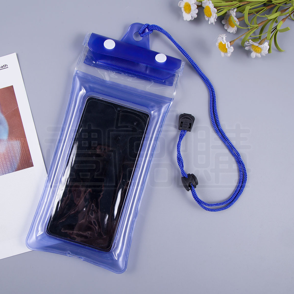 30394_phone_waterproof_pouch_05-115735-037