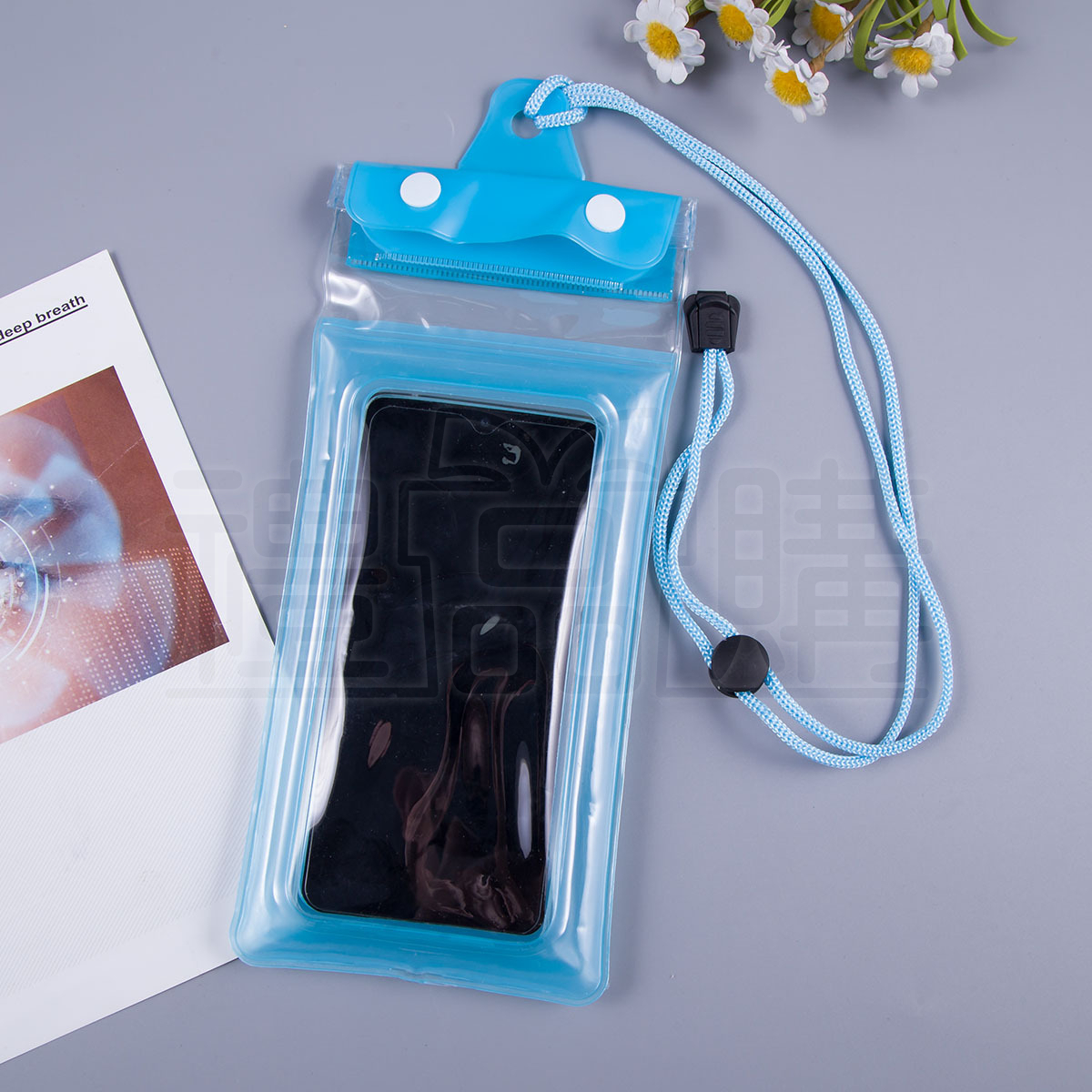 30394_phone_waterproof_pouch_07-115739-039