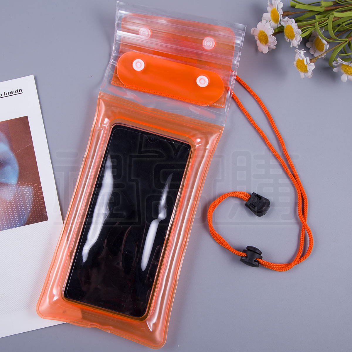 30394_phone_waterproof_pouch_08-115742-040