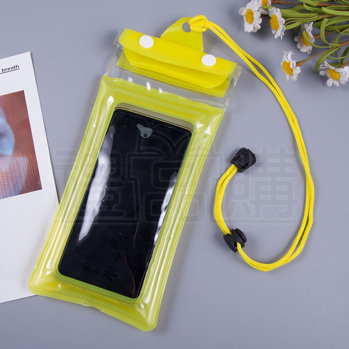 30394_phone_waterproof_pouch_09-115744-041