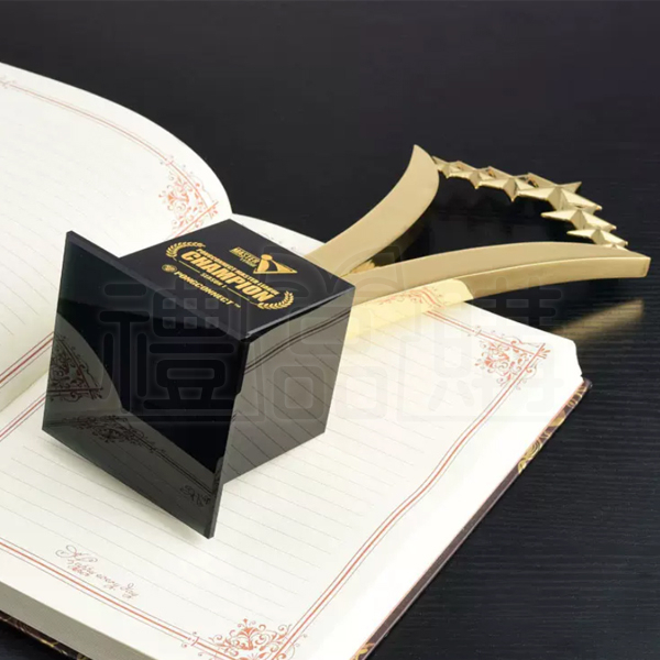 31239_trophy_05-175126-088