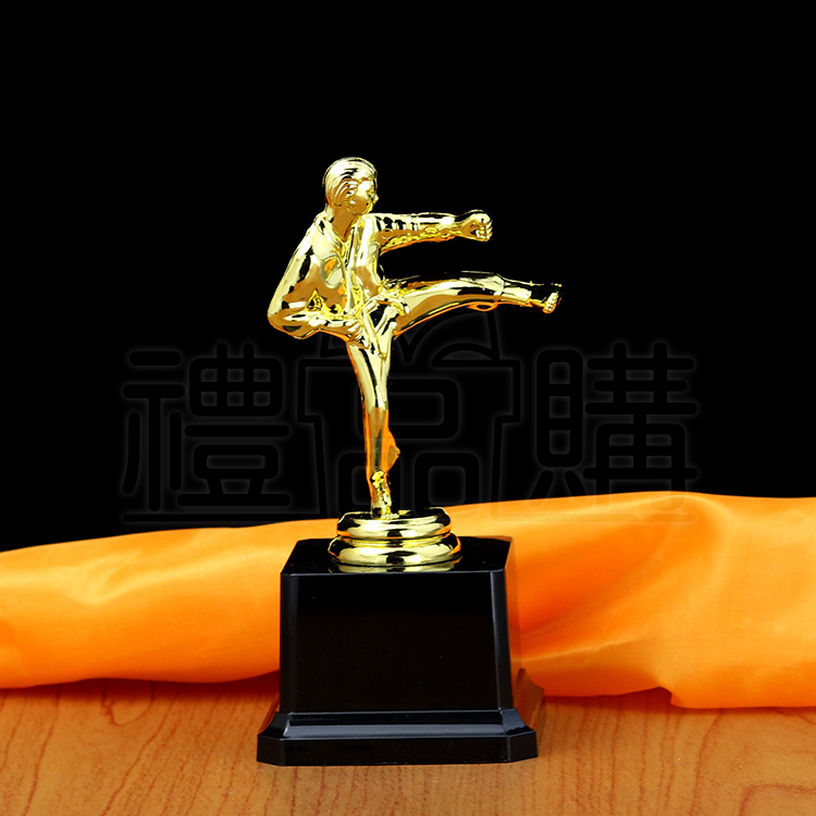 31261plastic-trophy-6-174720-145