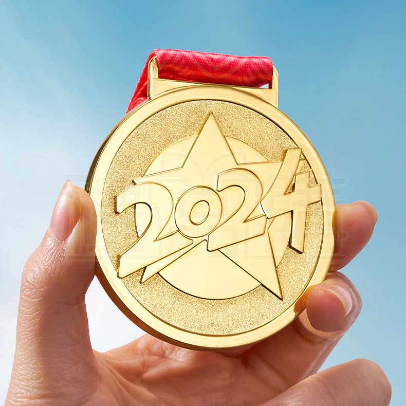 31588_medal_08-221425-015