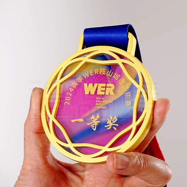 31636_medal_04-093814-004