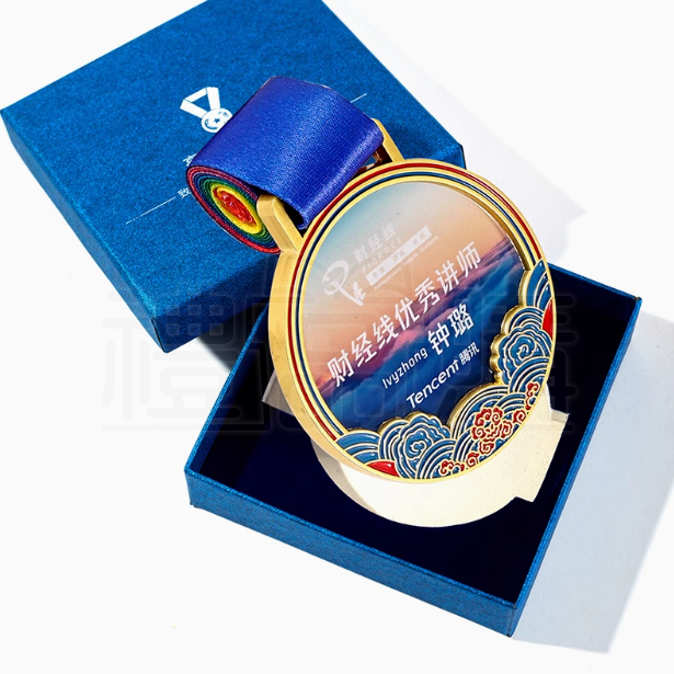 31639_medal_05-103800-021