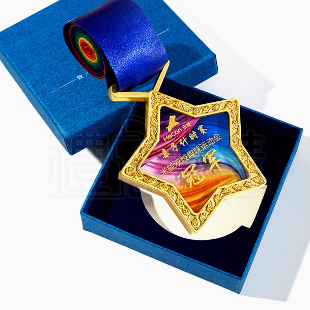 31671_medal_05-143659-088